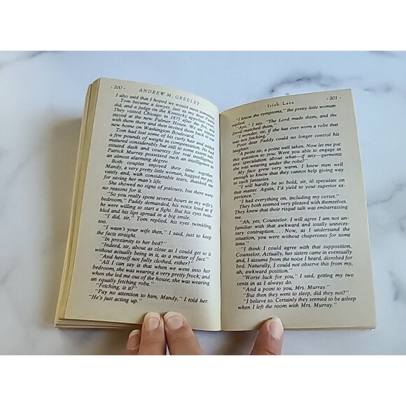 Irish Lace By Andrew M. Greeley Paperback - Picture 7 of 10